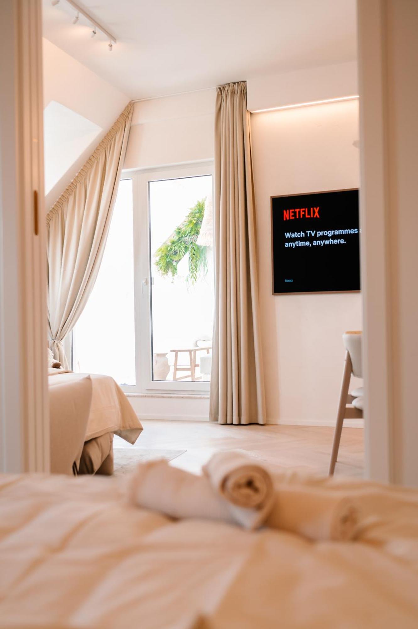 New Design Top-Class Suite Next To The Castle-Free Parking-Terrace Pozsony Kültér fotó